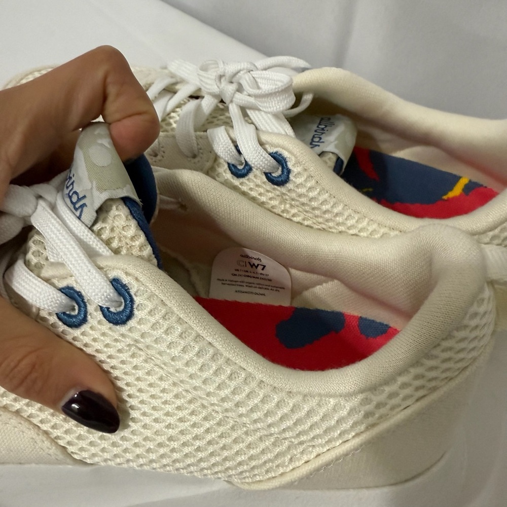 Allbirds Women's Courier Sneakers - Picture 4 of 5